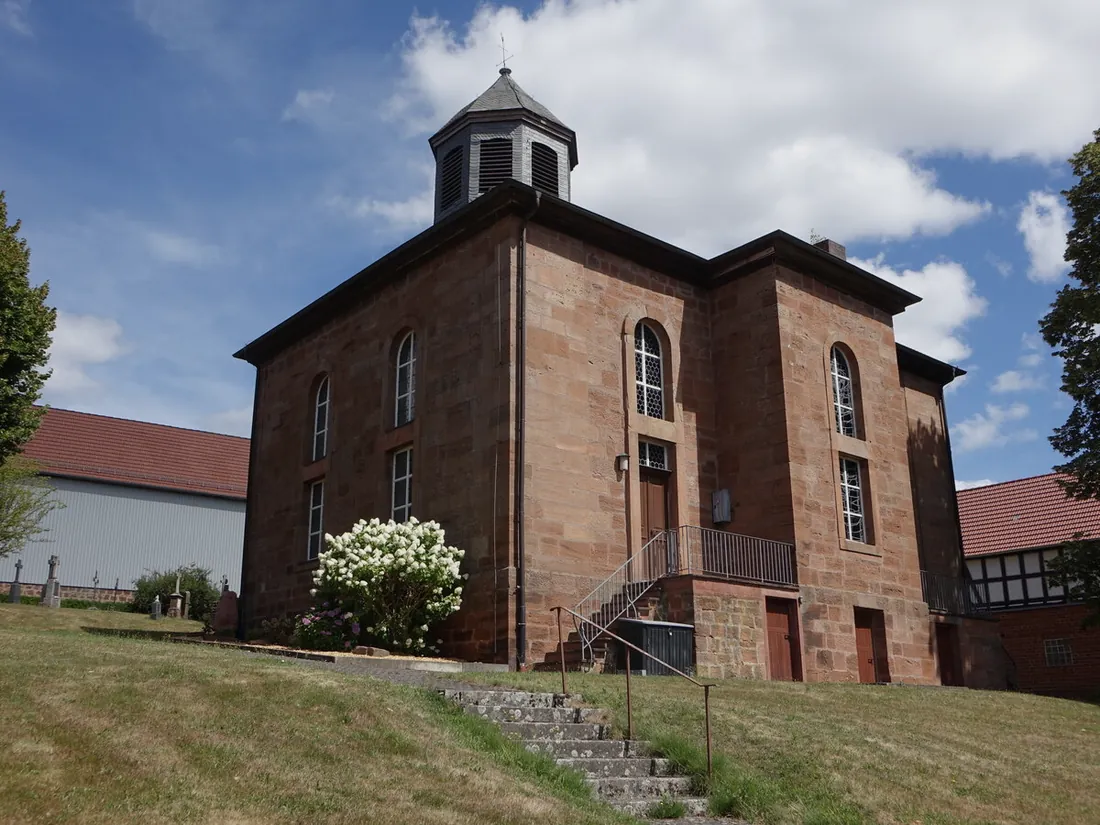Die evangelische Kirche in Wollmar